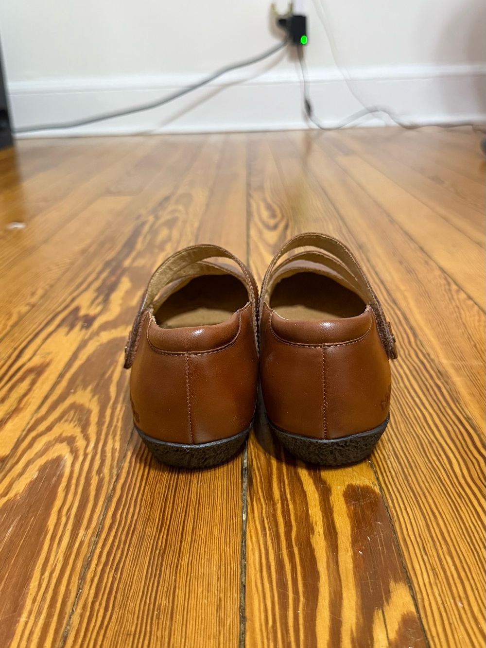 Taos Footwear Brown Mary Jane Flats with Strap - Picture 4 of 9